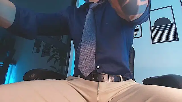 ALPHA_DOMINUS_ élő XXX-chatje