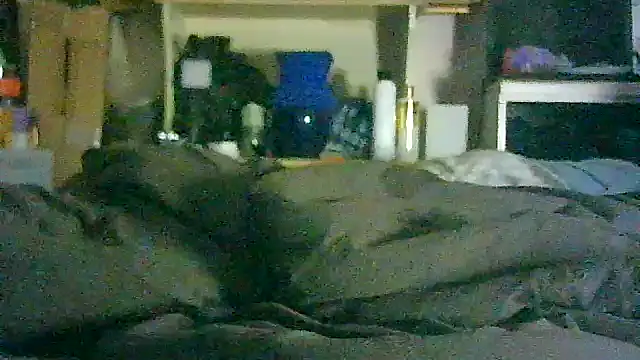 Chatroom XXX en direct de CR3M3_FIR3