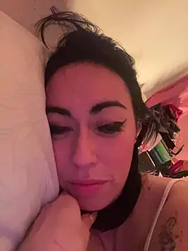 BrattyYanii Live XXX Chat