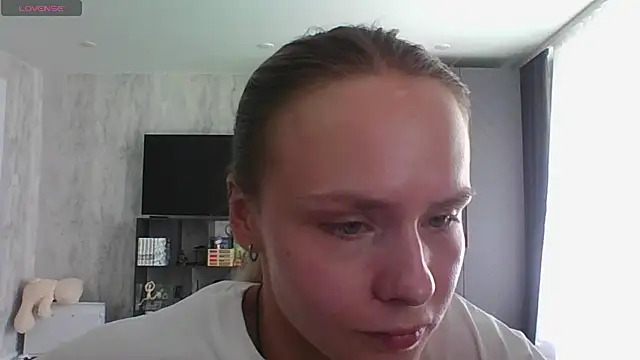 Annie_Cohn: онлайн-секс-чат