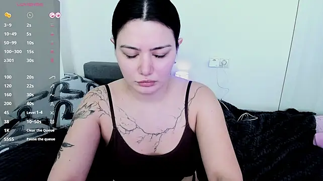 Онлайн чат XXX Dark_Moni