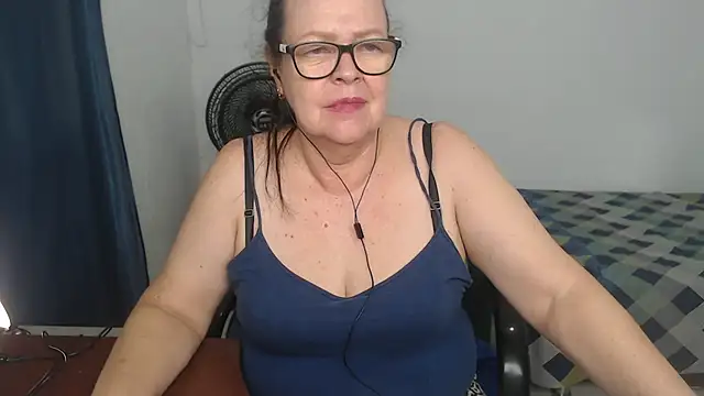 latinalili9's Live XXX Chat