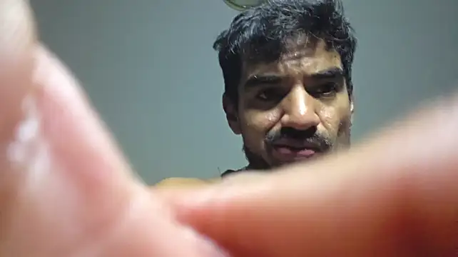 piggylatino's Webcam Show