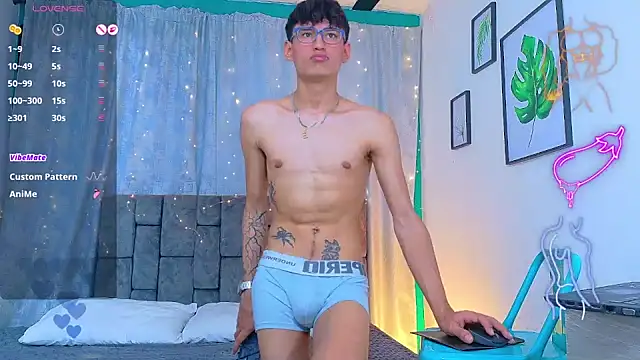 NicolasTorrez 网络视讯表演