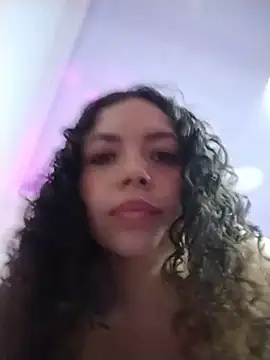 Ruby_diamonds live XXX chat