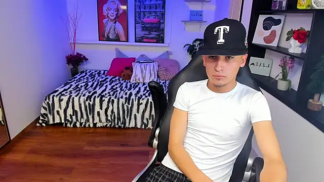 Benji23_: απευθείας συνομιλία ΧΧΧ