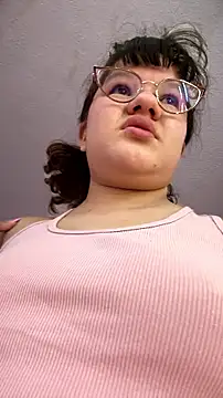 SOFTBERRY_ Adlı Modelin Canlı XXX Sohbeti