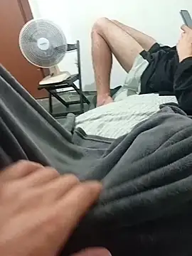 2boyrj webcam show