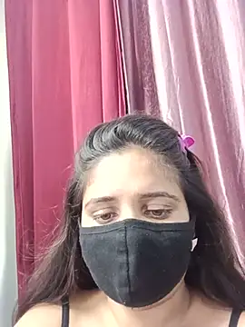 Ruhi_07 élő XXX-chatje