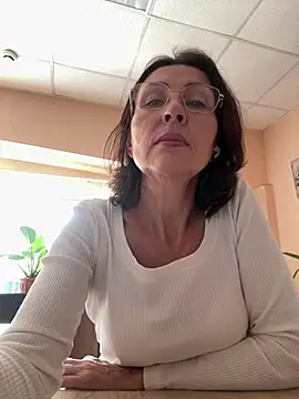Im_your_dream's Live XXX Chat