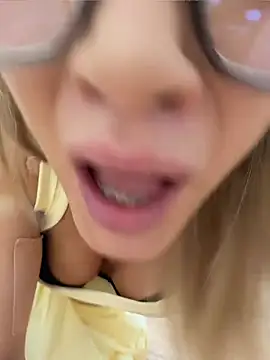 Nicoleevien's Webcam Show