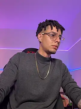 bigryann23's Live XXX Chat
