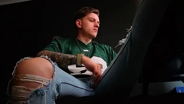 FelixStarkk Chat XXX live