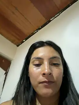 Cami_Leon2's Live XXX Chat