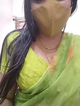 โชว์เว็บแคมของ tamilrojaodi