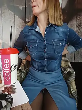 Živý XXX chat _AliceWine_