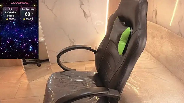 Živý XXX chat raven_stone_cn