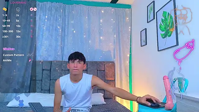 NicolasTorrez Chat XXX live