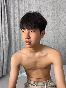 guoguo18 Webcamshow