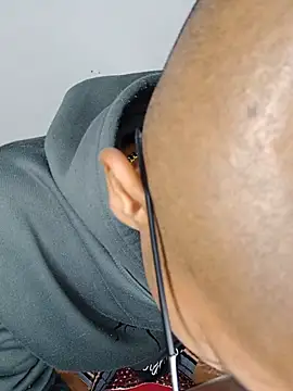 Czat XXX na żywo – Hard_brown03
