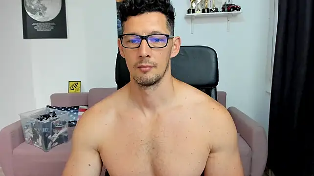BrutusK08 – webcam-show