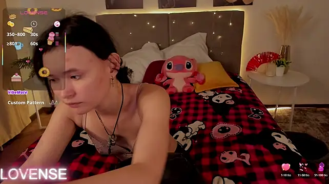 Emily_Strikeee's Live XXX Chat