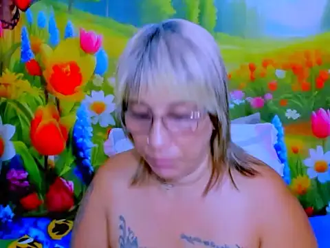 دردشة indianroxy الجنسية المباشرة
