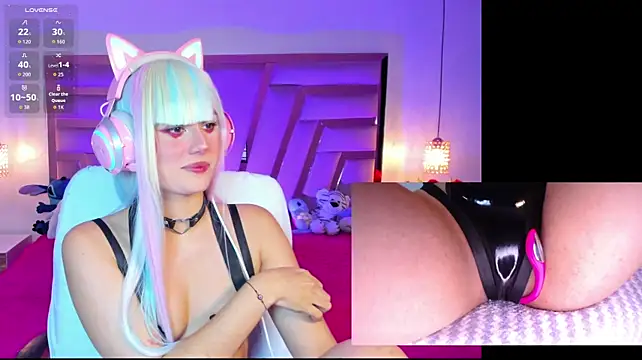 LiaGames' Live XXX Chat