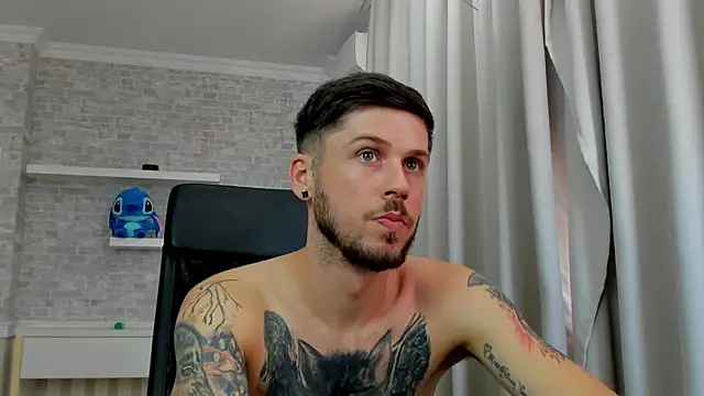 Chat XXX ao vivo de JonahShaw
