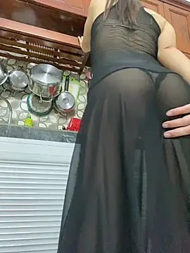 NINA2102 即時 XXX 聊天