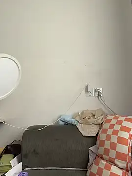 Iridessa-'s Live XXX Chat