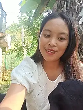 Alice-567's Live XXX Chat