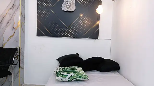 KingOfTemptation Live XXX-chat