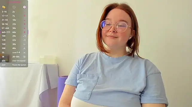DebbieWoood – Naživo XXX chat