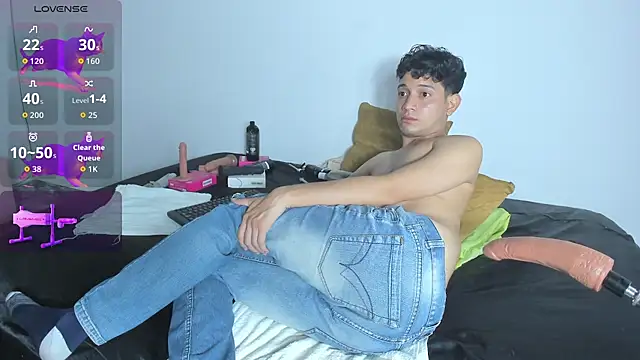 Benjamin_Buster Live XXX-chat