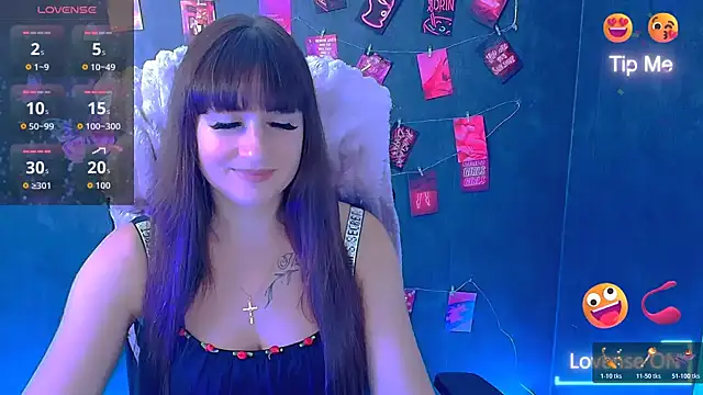 Violla_My Adlı Modelin Canlı XXX Sohbeti