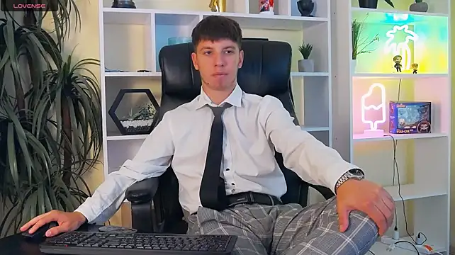 ThomasEdisonn 网络视讯表演