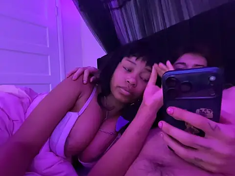 Онлайн чат XXX venusfairys