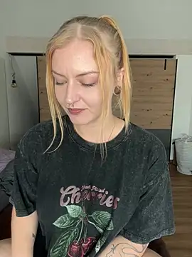 CherryyCheeks Webcam-Show