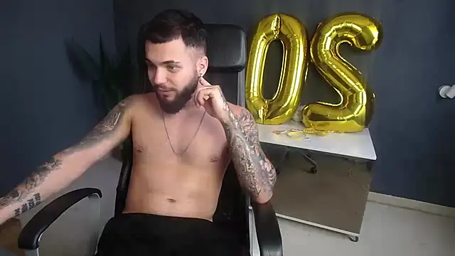 OscarWillss Chat XXX live