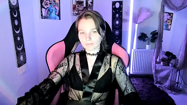 Chat XXX en directo de VivienneNoirr