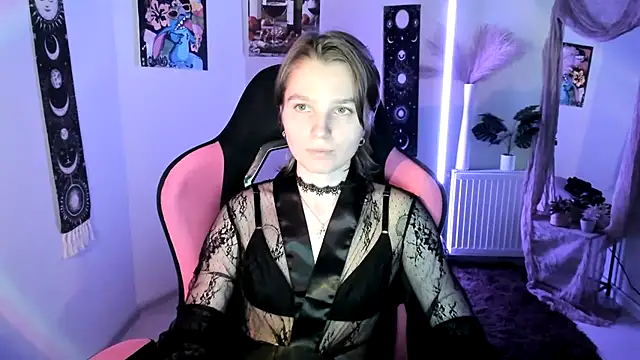 VivienneNoirrn Live XXX chat