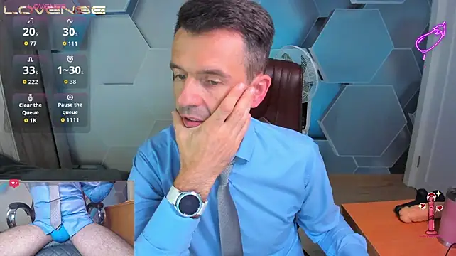 SteveTiger Live XXX Chat