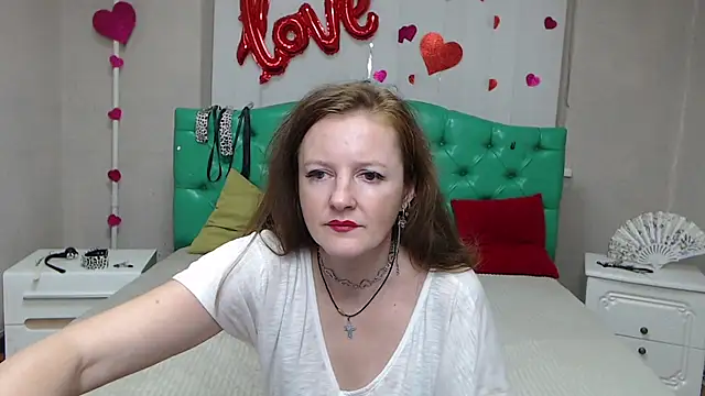 Živý XXX chat MeganPirs