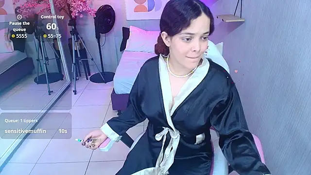 Maggy_t18's Live XXX Chat
