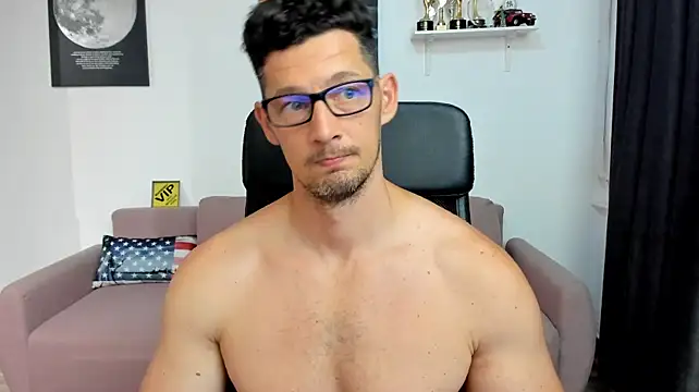 BrutusK08 Webcam-Show