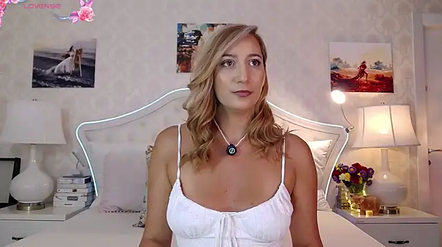 IreneHope's Live XXX Chat