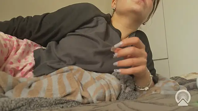 Feloraa 라이브 XXX 채팅