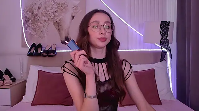 Emily_Simon Live XXX Chat