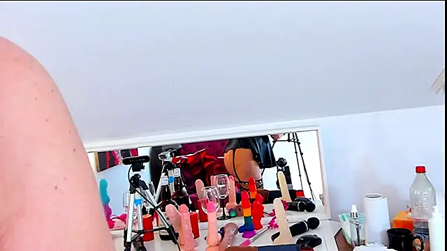 KarlaHartley Adlı Modelin Canlı XXX Sohbeti